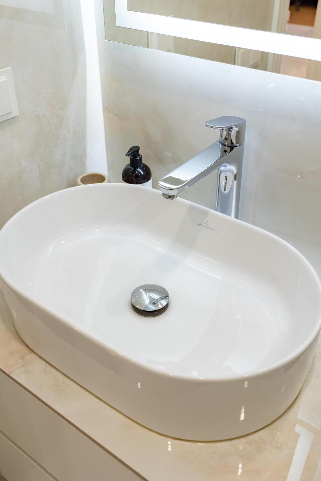 Luxury Central Apartment In Putvinskio Street Kaunas Kültér fotó